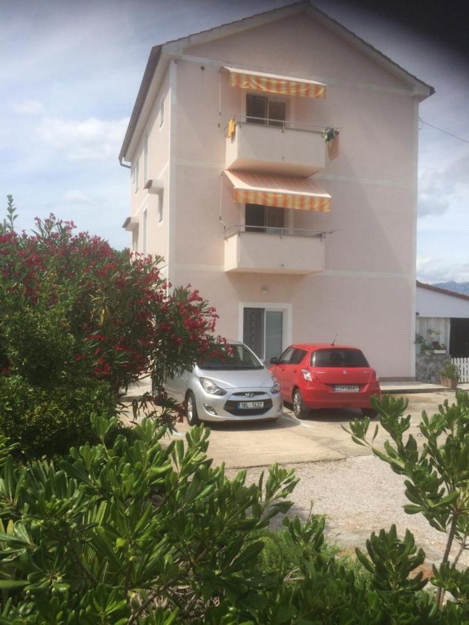 Botic Apartments Šilo Exteriér fotografie