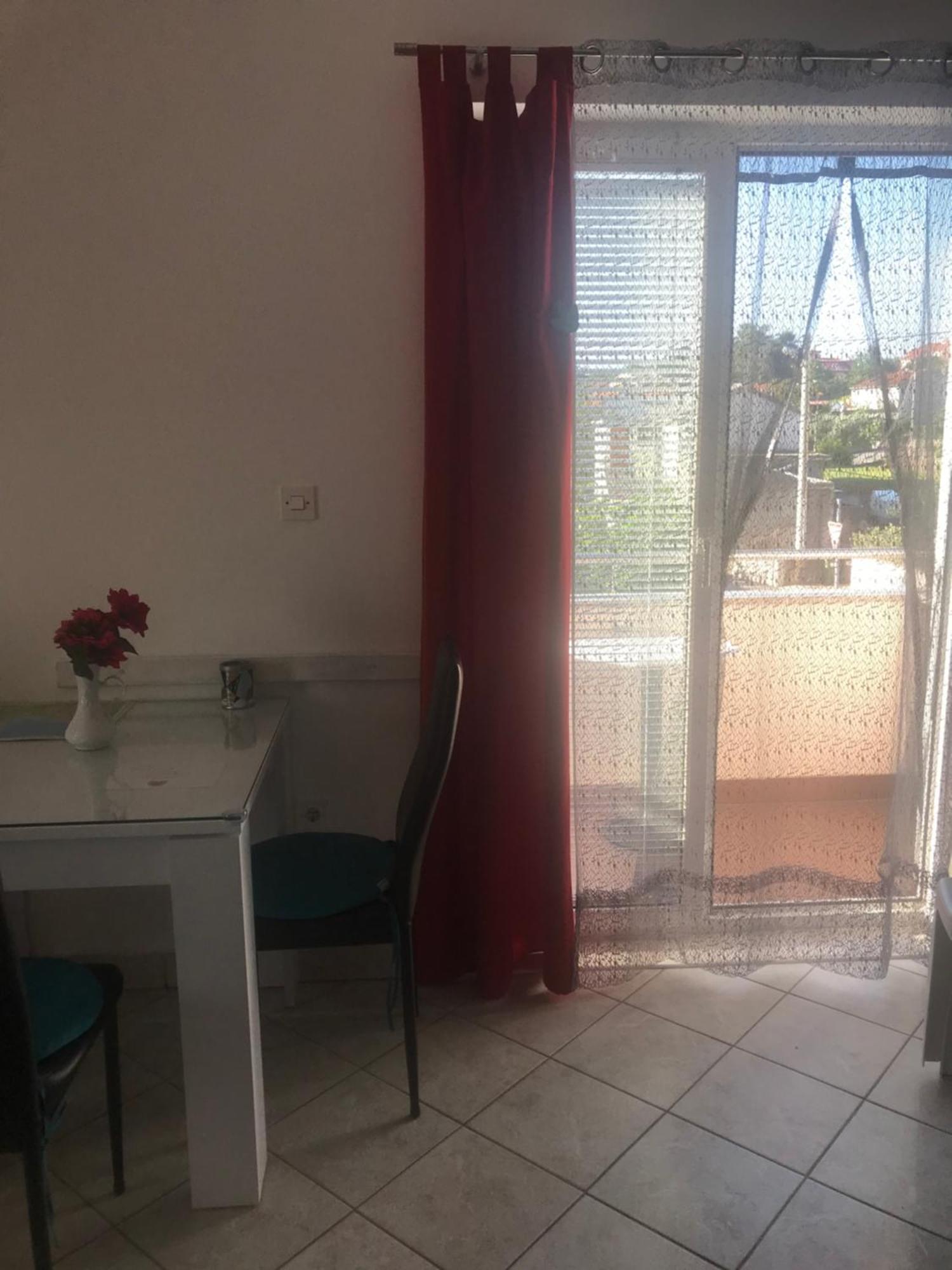 Botic Apartments Šilo Exteriér fotografie