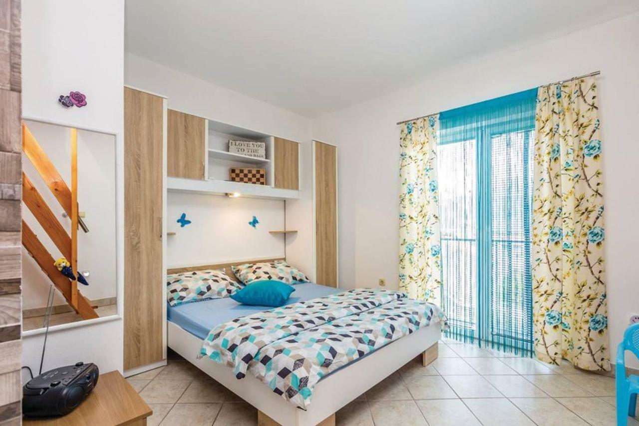Botic Apartments Šilo Exteriér fotografie